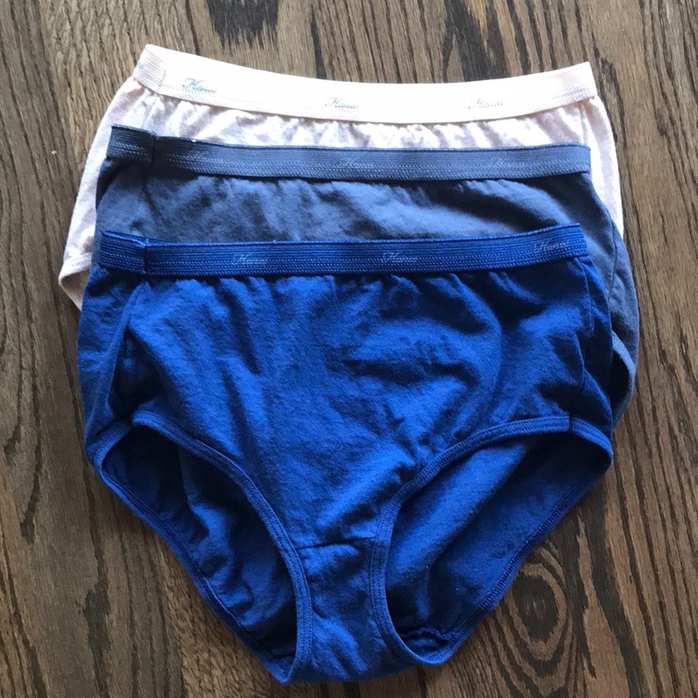 13 pair Hanes women’s underwear briefs size 6 M - Picture 2 of 2